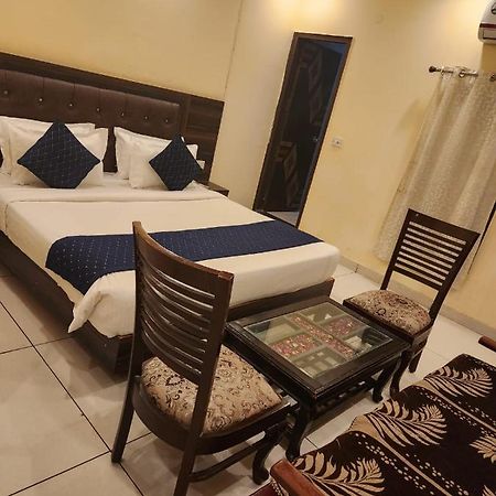 Hotel City Lite Delhi New Delhi Buitenkant foto