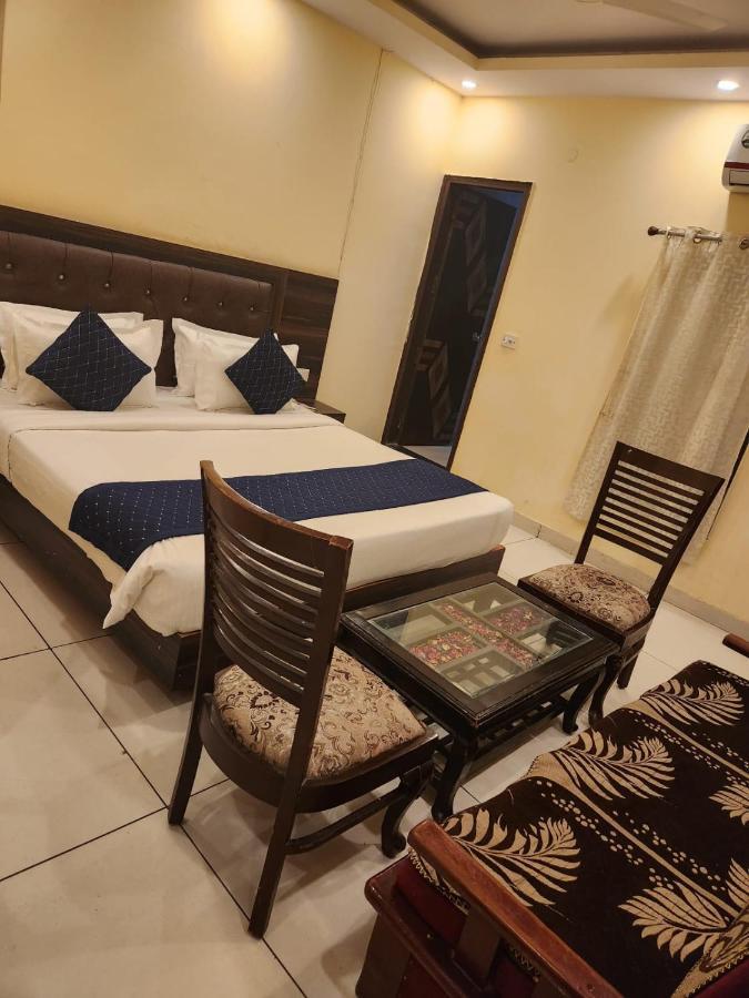 Hotel City Lite Delhi New Delhi Buitenkant foto