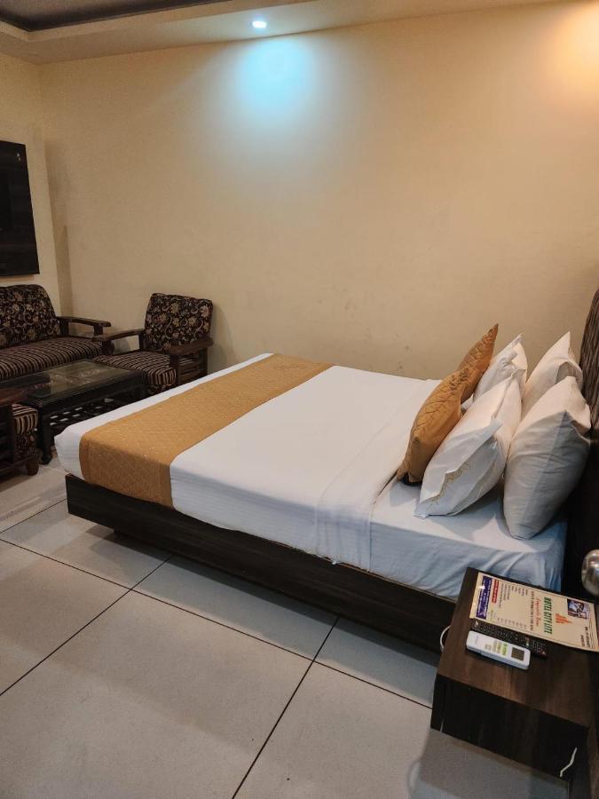 Hotel City Lite Delhi New Delhi Buitenkant foto